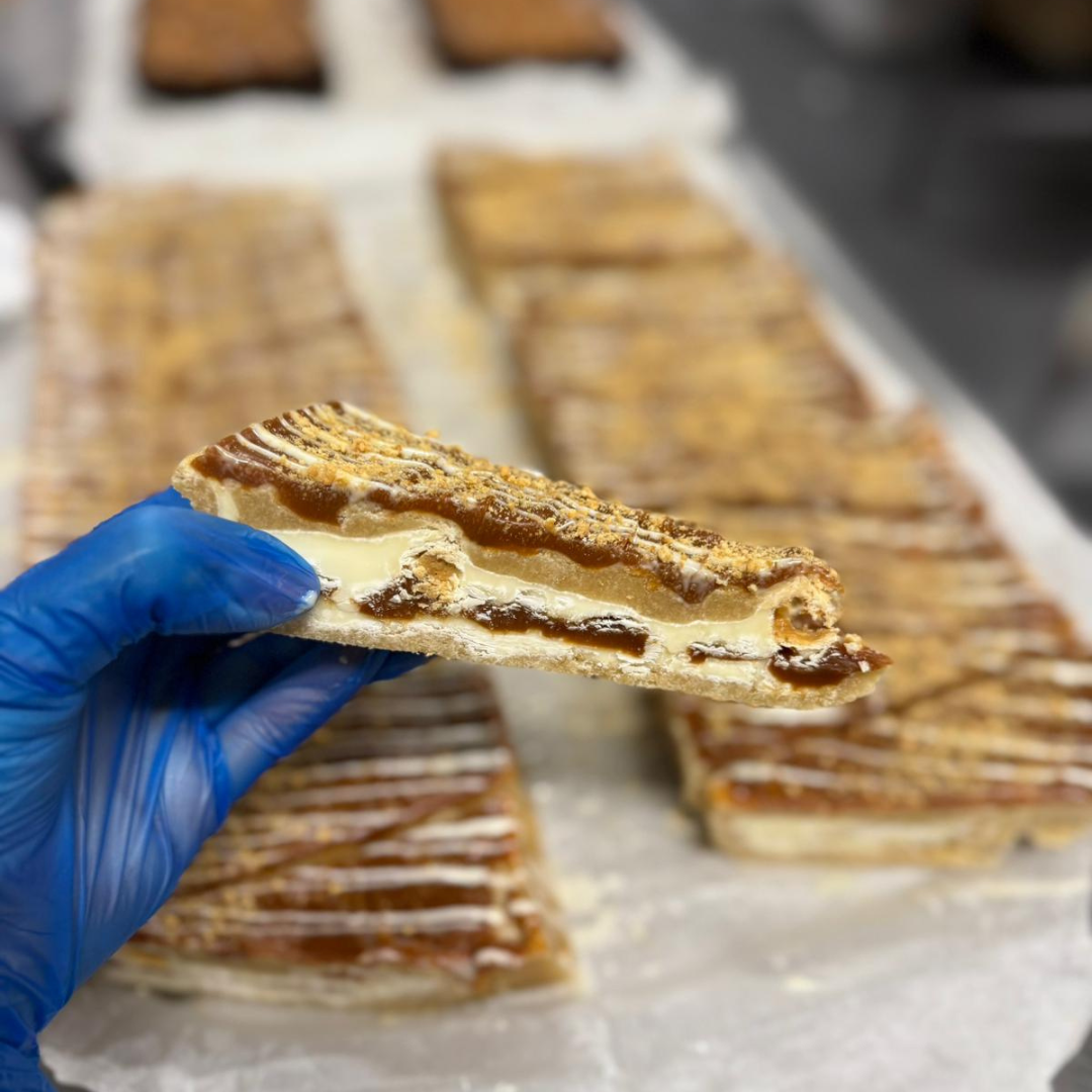 Caramel Crunch Cookie Pie2