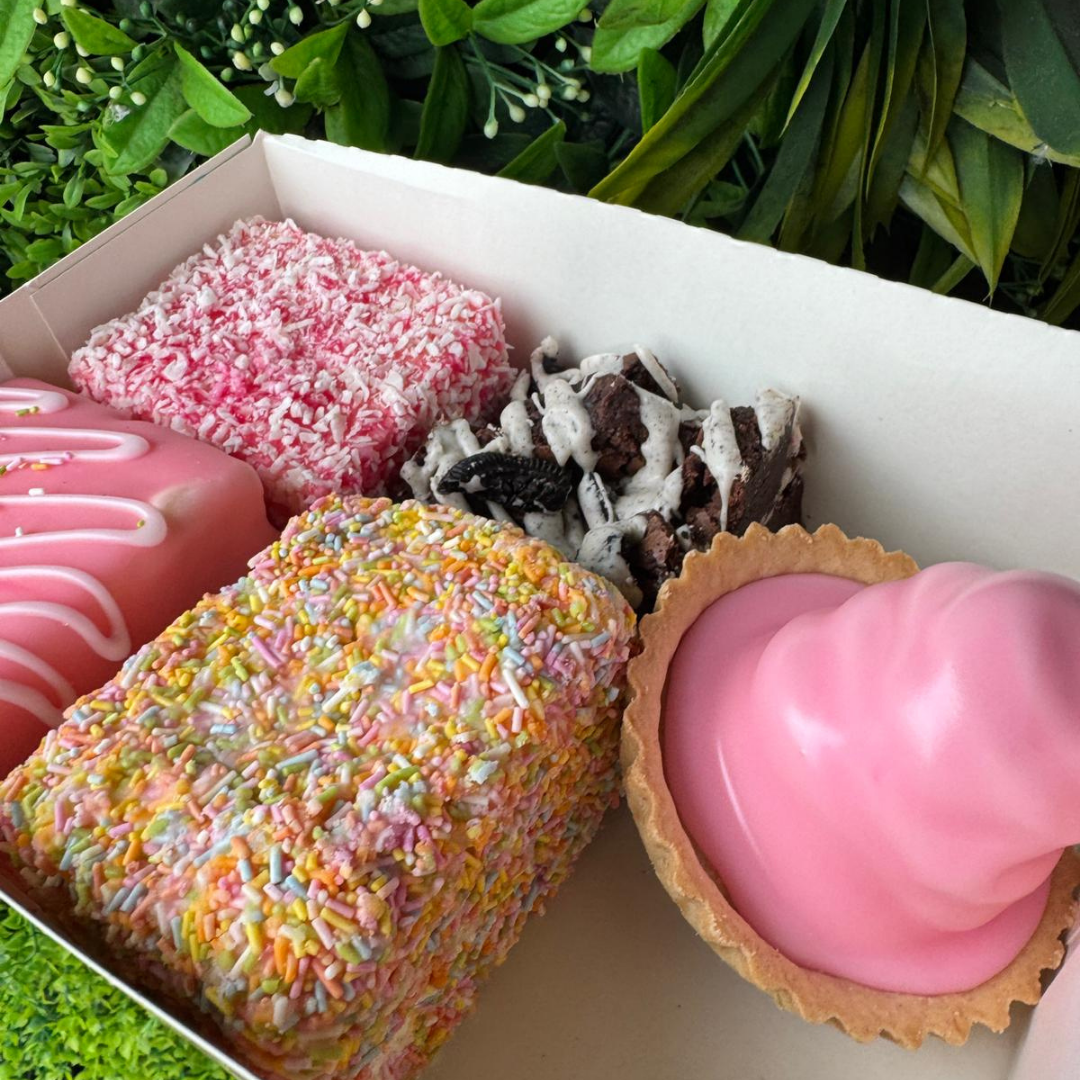 September cake box